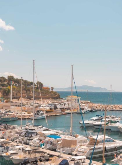 200M De La Plage ,3Mn Du Port A 50M Du Centre Ville Кари Ле Рует Екстериор снимка